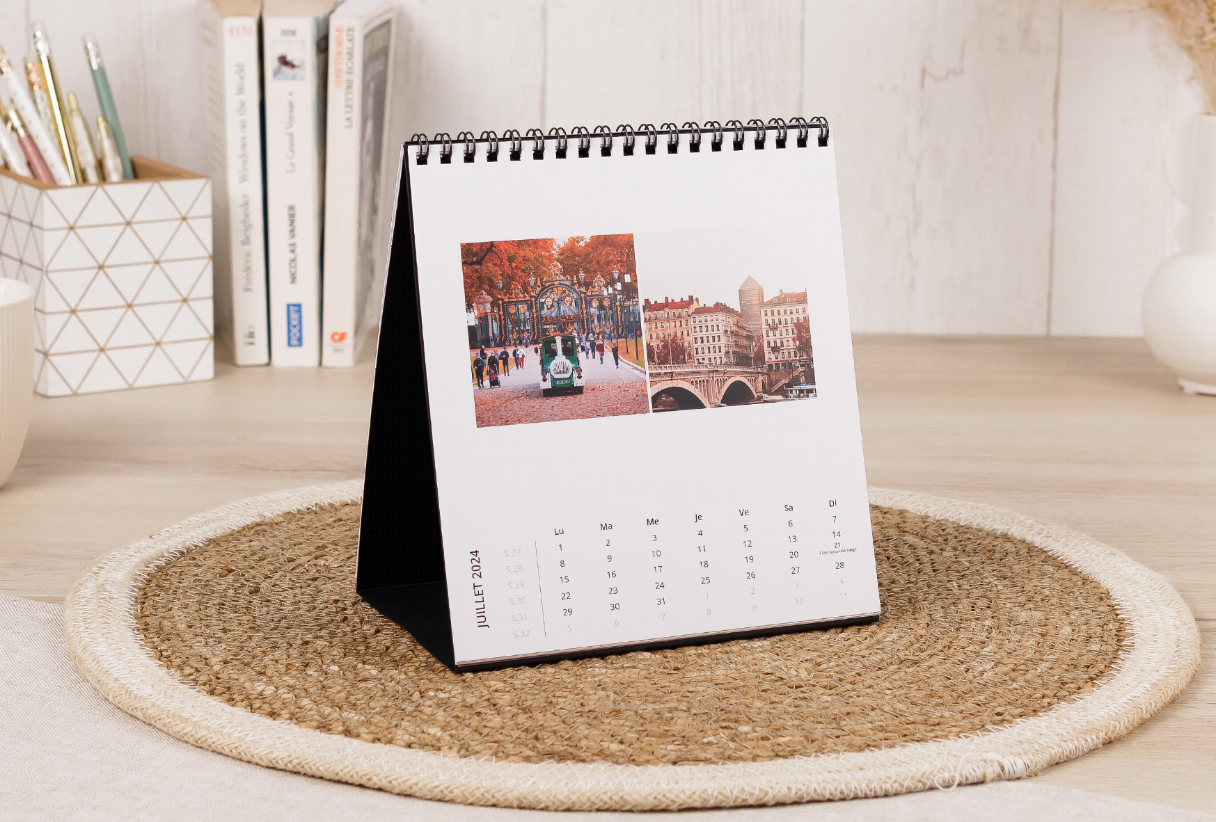 Calendrier de bureau mensuel